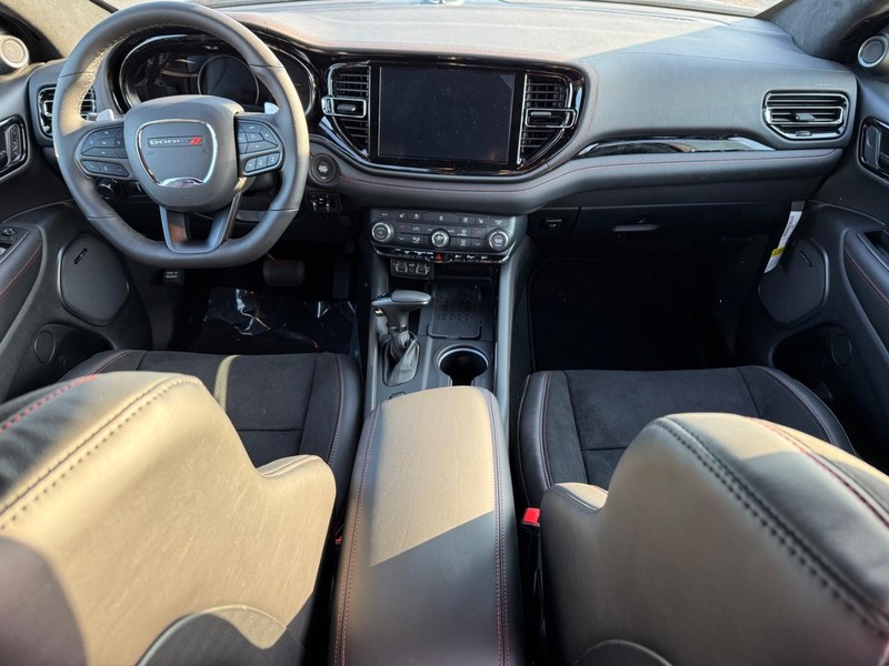 Dodge Durango Vehicle Full-screen Gallery Image 15
