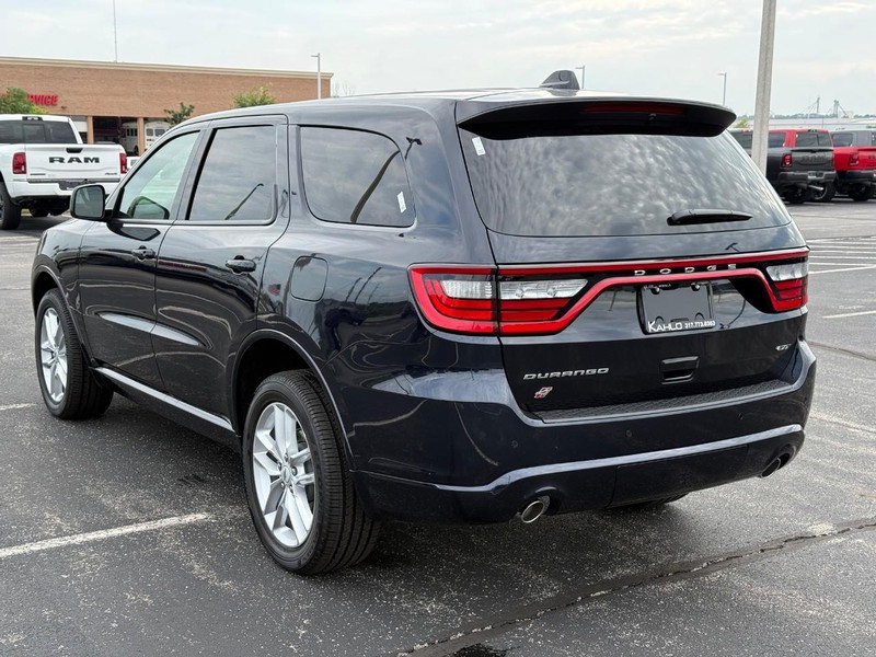Dodge Durango Vehicle Full-screen Gallery Image 5