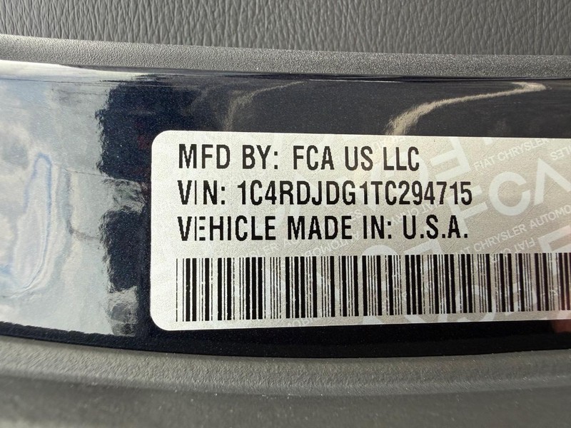 Dodge Durango Vehicle Full-screen Gallery Image 34