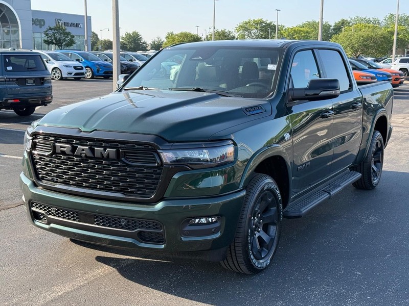 Ram 1500 Vehicle Full-screen Gallery Image 8