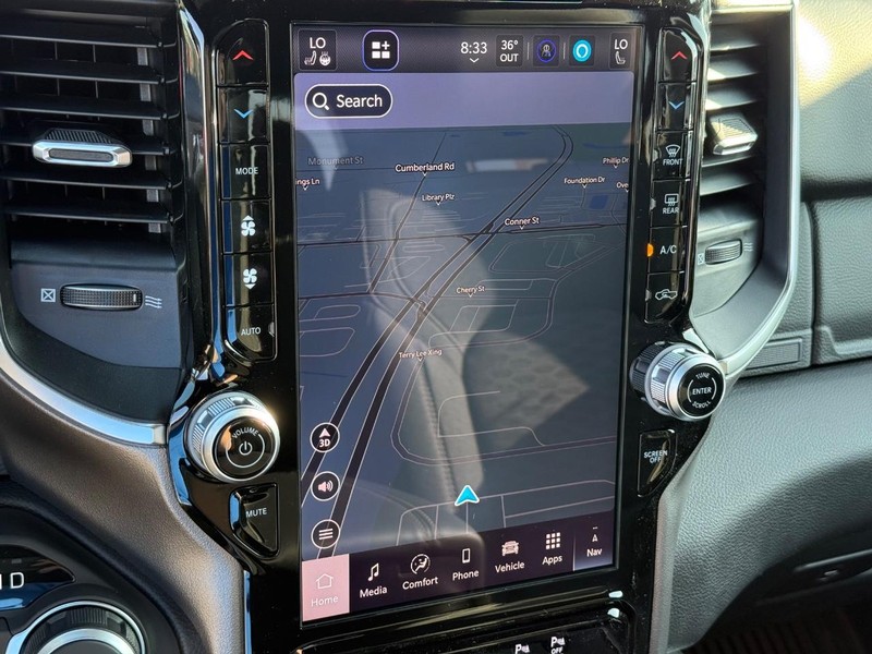 Ram 1500 Vehicle Full-screen Gallery Image 23