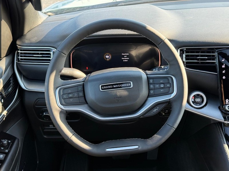 Jeep Grand Wagoneer Vehicle Full-screen Gallery Image 16