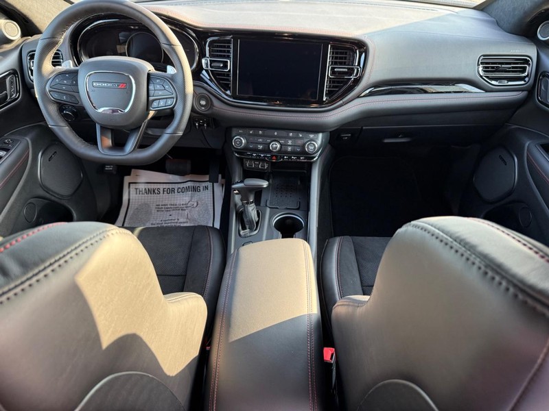 Dodge Durango Vehicle Full-screen Gallery Image 15