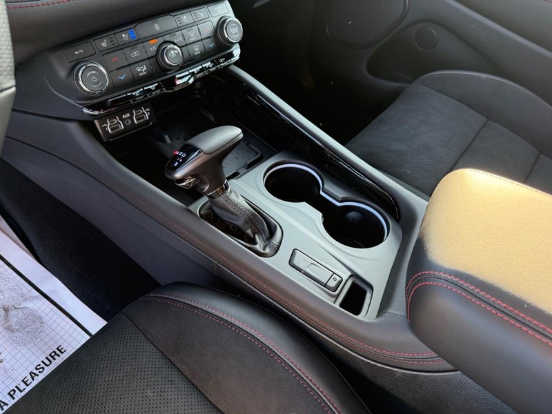 Dodge Durango Vehicle Full-screen Gallery Image 29