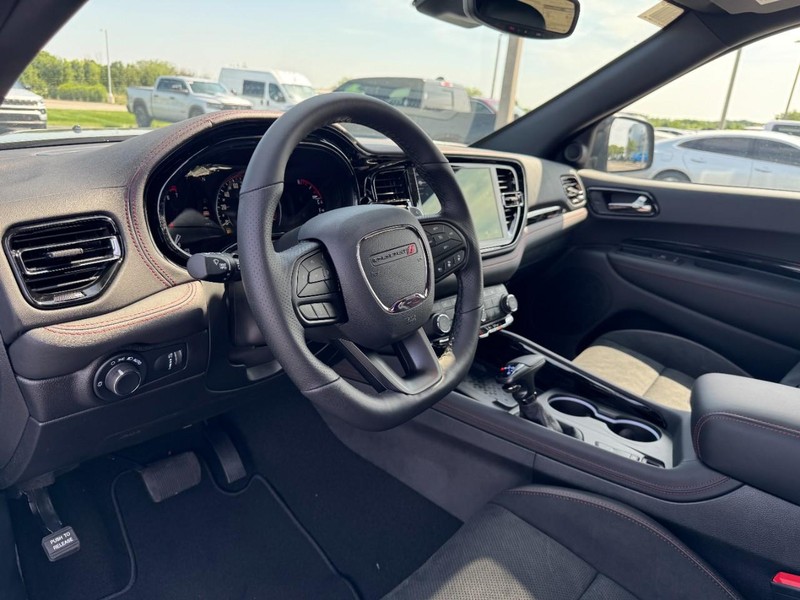 Dodge Durango Vehicle Full-screen Gallery Image 20