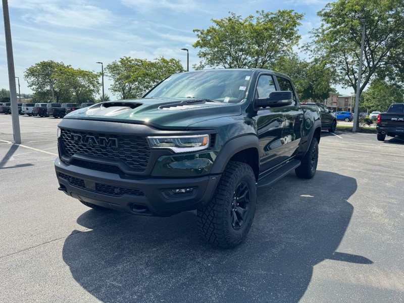 Ram 1500 Vehicle Full-screen Gallery Image 9