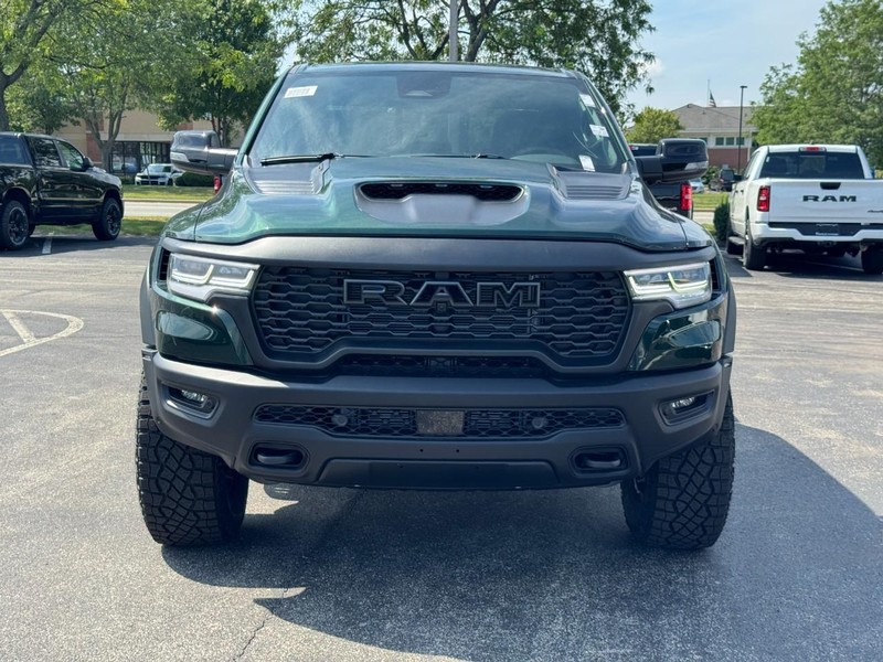 Ram 1500 Vehicle Full-screen Gallery Image 10