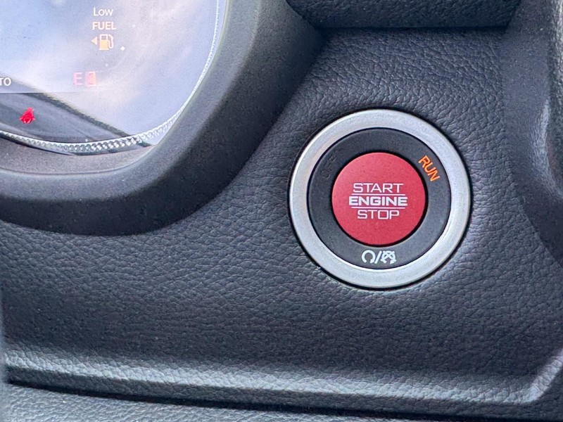Ram 1500 Vehicle Full-screen Gallery Image 25