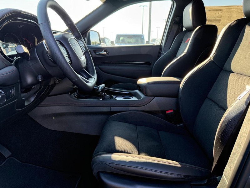 Dodge Durango Vehicle Full-screen Gallery Image 20