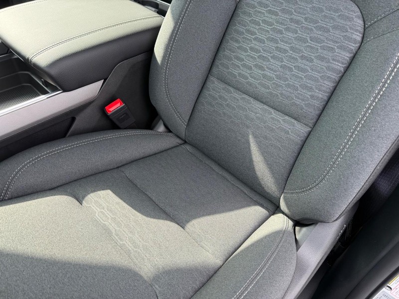 Ram 1500 Vehicle Full-screen Gallery Image 30