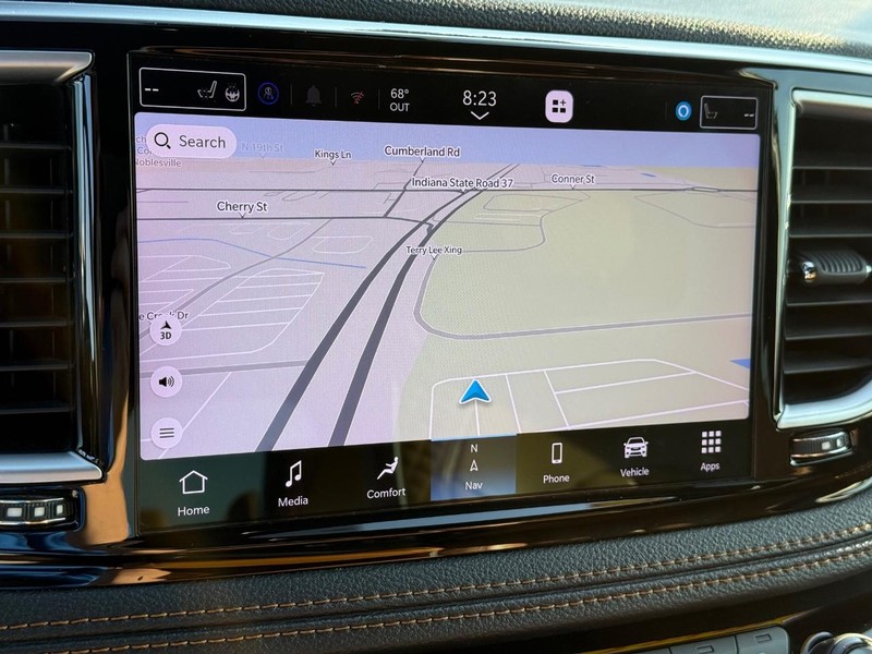 Chrysler Pacifica Vehicle Full-screen Gallery Image 24