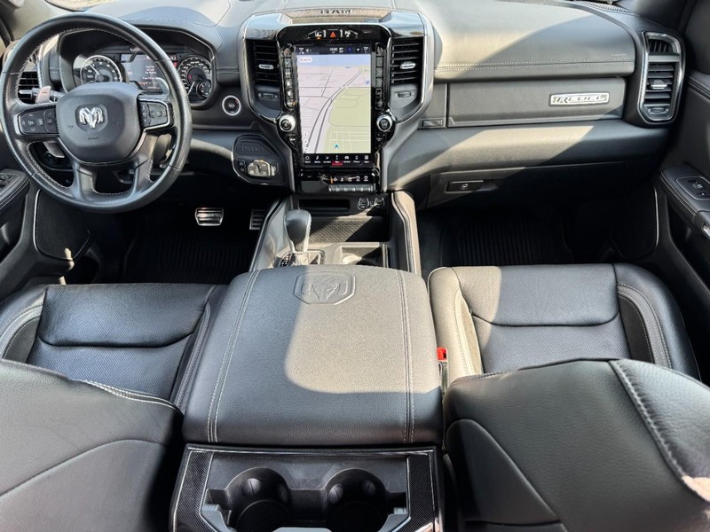Ram 1500 Vehicle Full-screen Gallery Image 14