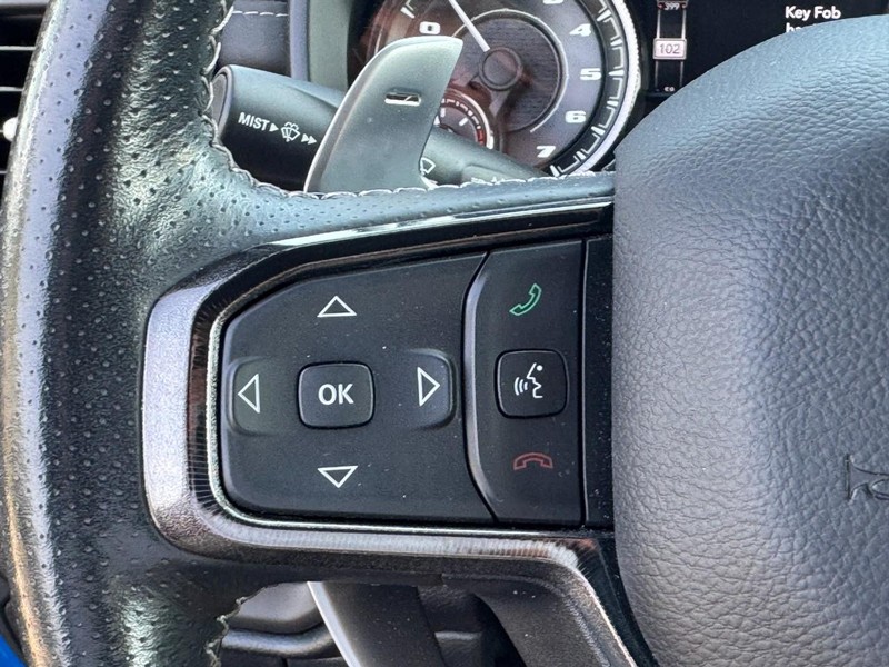 Ram 1500 Vehicle Full-screen Gallery Image 24