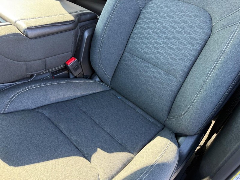 Ram 1500 Vehicle Full-screen Gallery Image 30