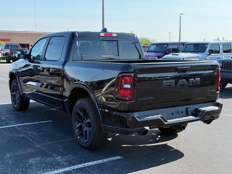 Ram 1500 Vehicle Full-screen Gallery Image 5