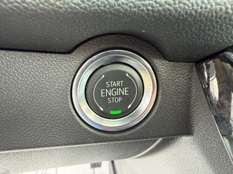 Chevrolet Traverse Vehicle Full-screen Gallery Image 24