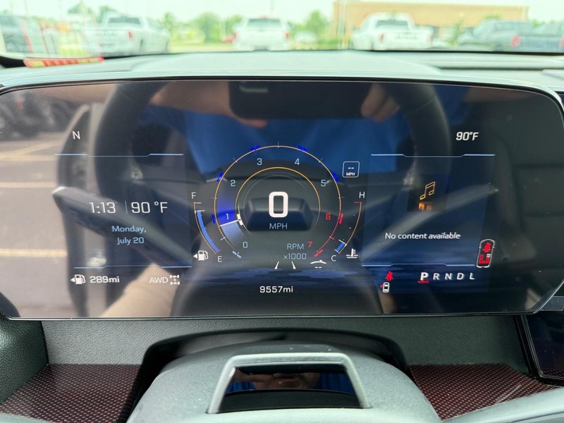 Chevrolet Traverse Vehicle Full-screen Gallery Image 30