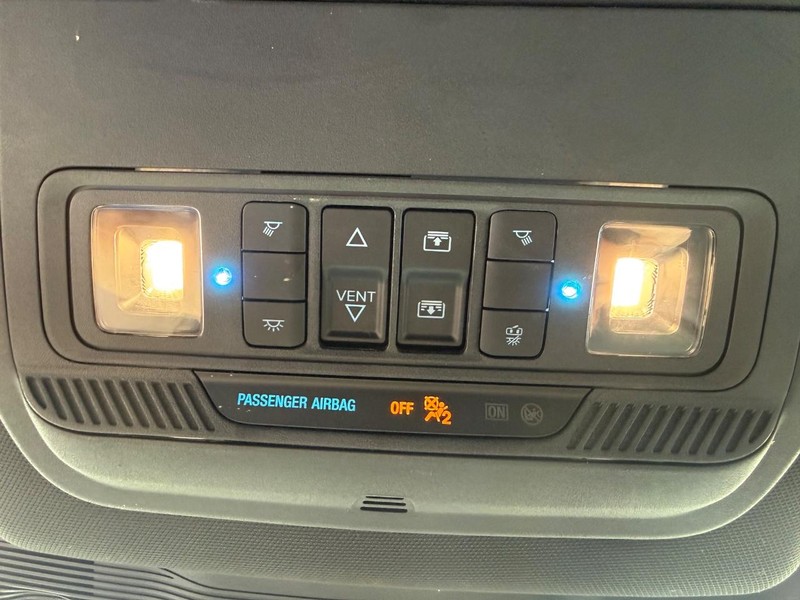 Ford Explorer Vehicle Full-screen Gallery Image 32