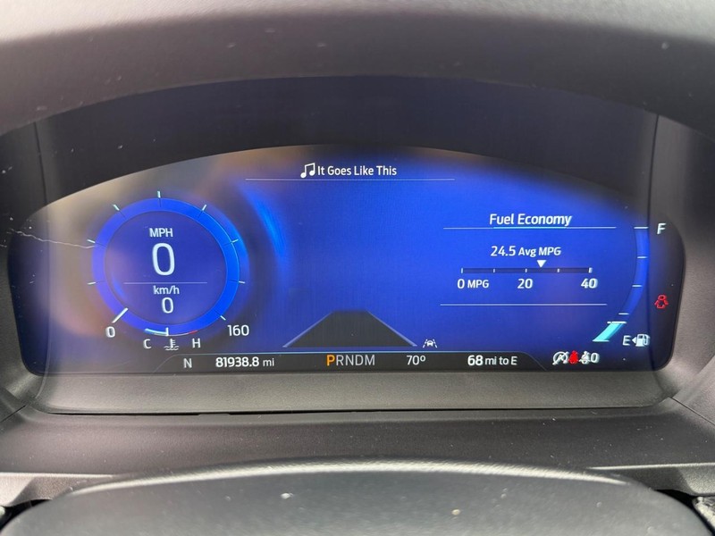 Ford Explorer Vehicle Full-screen Gallery Image 33