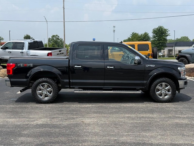 Ford F-150 Vehicle Full-screen Gallery Image 2