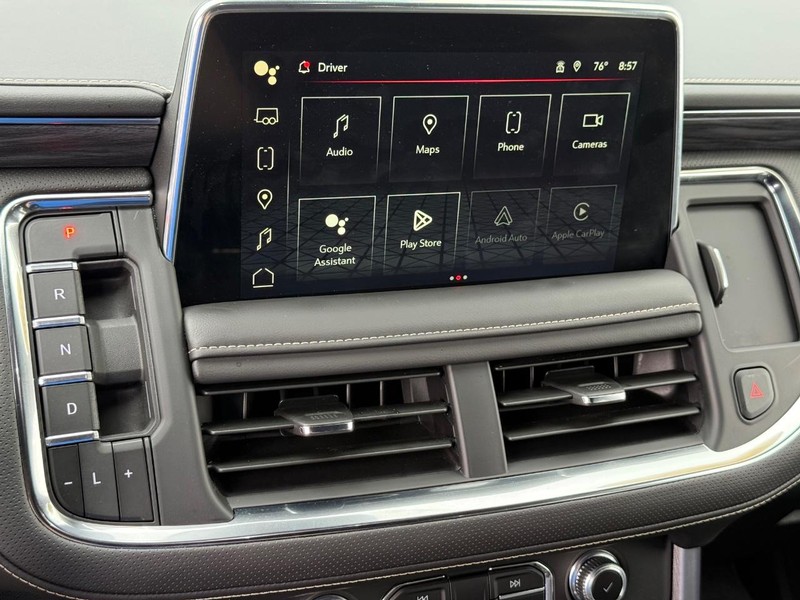 GMC Yukon XL Vehicle Full-screen Gallery Image 27