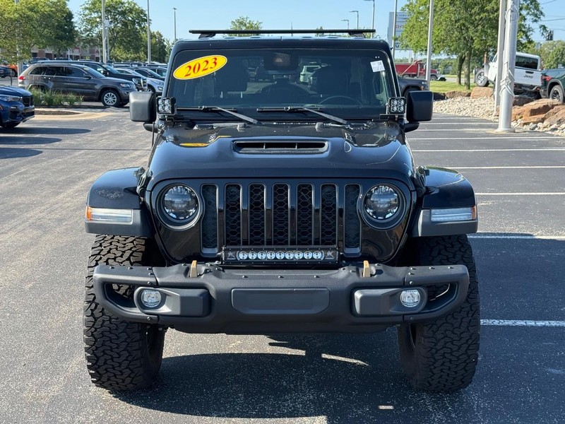 Jeep Wrangler Vehicle Full-screen Gallery Image 9