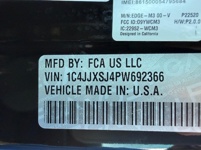 Jeep Wrangler Vehicle Full-screen Gallery Image 31