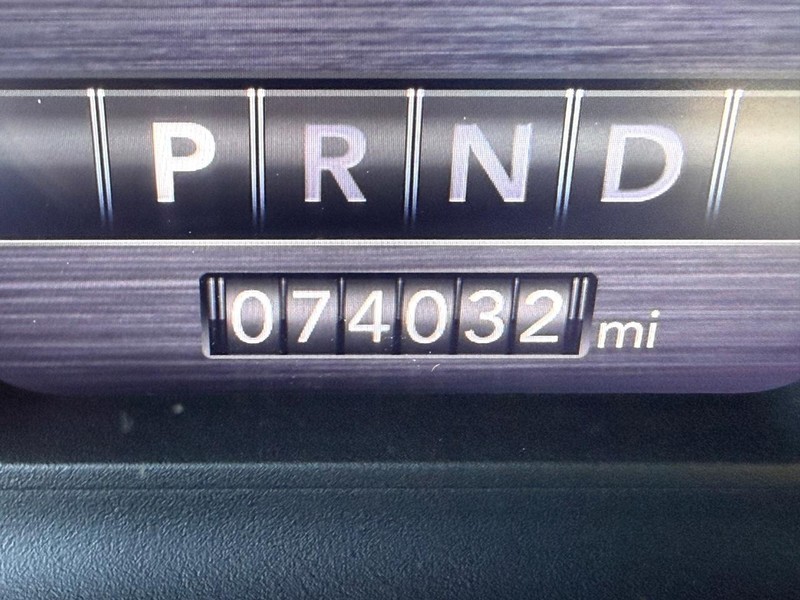 Ram 1500 Vehicle Full-screen Gallery Image 31