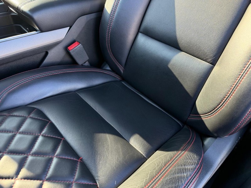 Ram 1500 Vehicle Full-screen Gallery Image 32