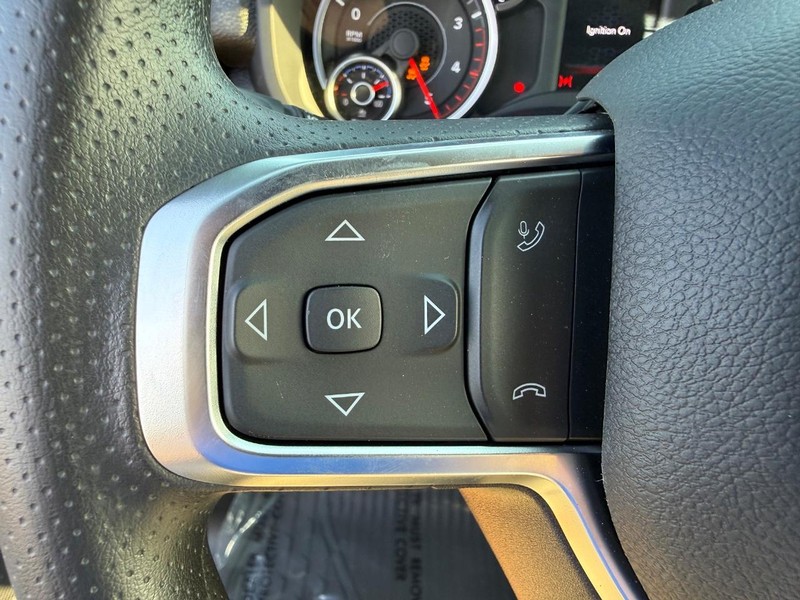 Ram 2500 Vehicle Full-screen Gallery Image 19