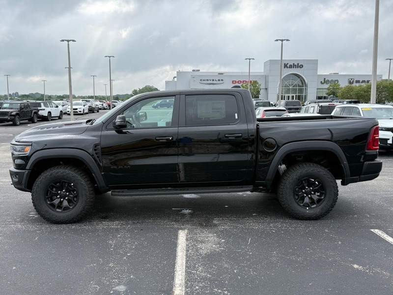 Ram 1500 Vehicle Full-screen Gallery Image 8