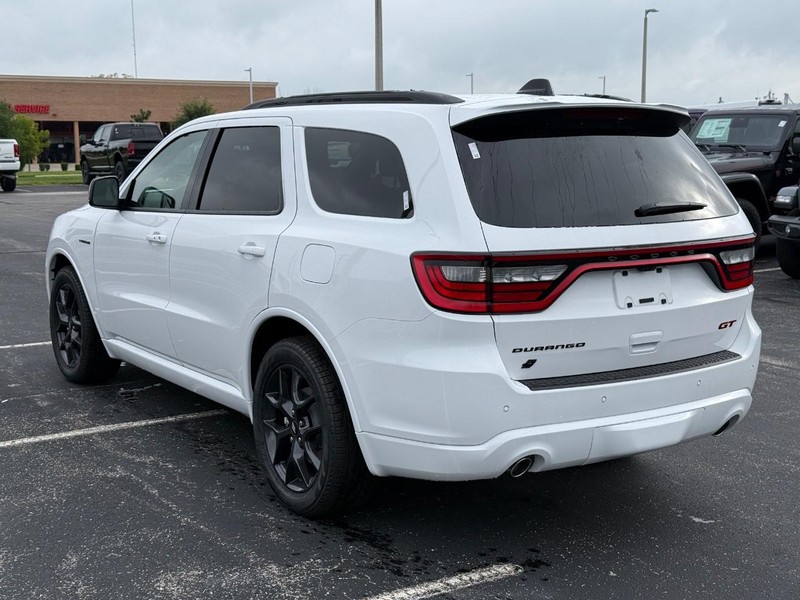 Dodge Durango Vehicle Full-screen Gallery Image 5