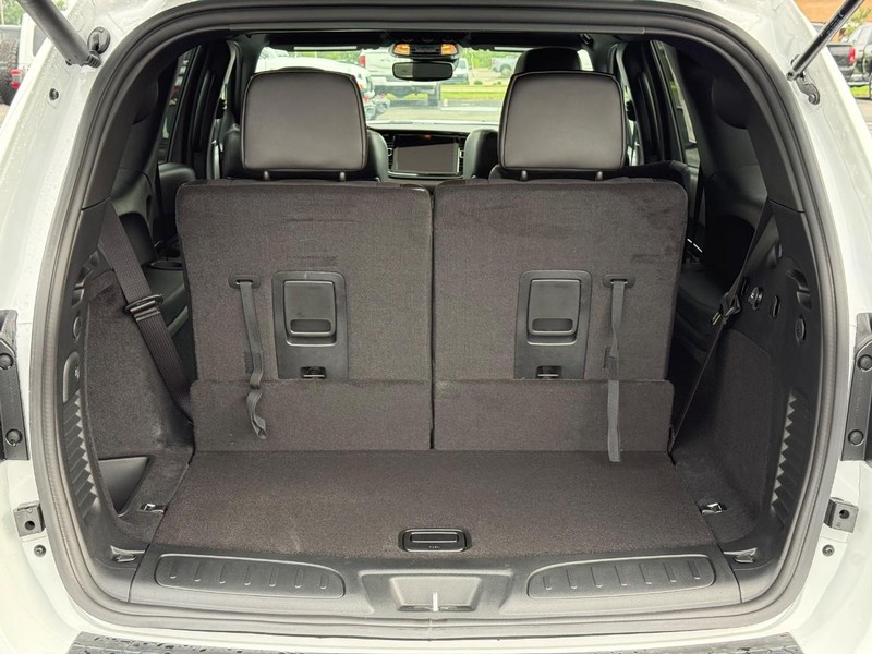 Dodge Durango Vehicle Full-screen Gallery Image 7
