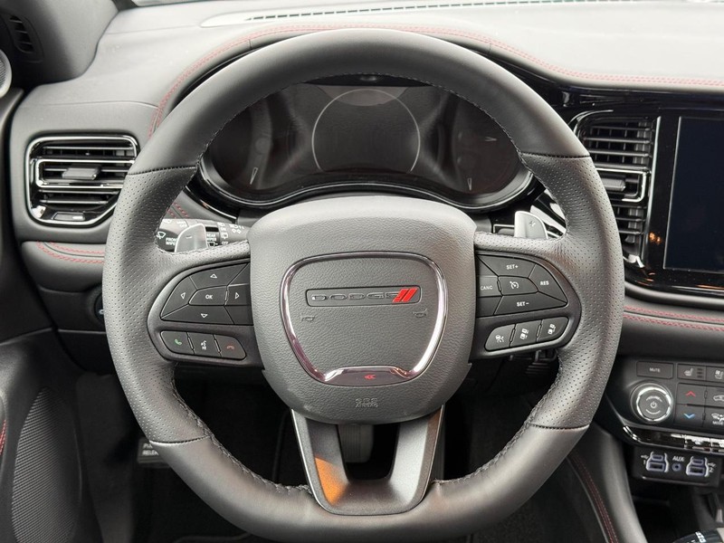 Dodge Durango Vehicle Full-screen Gallery Image 17