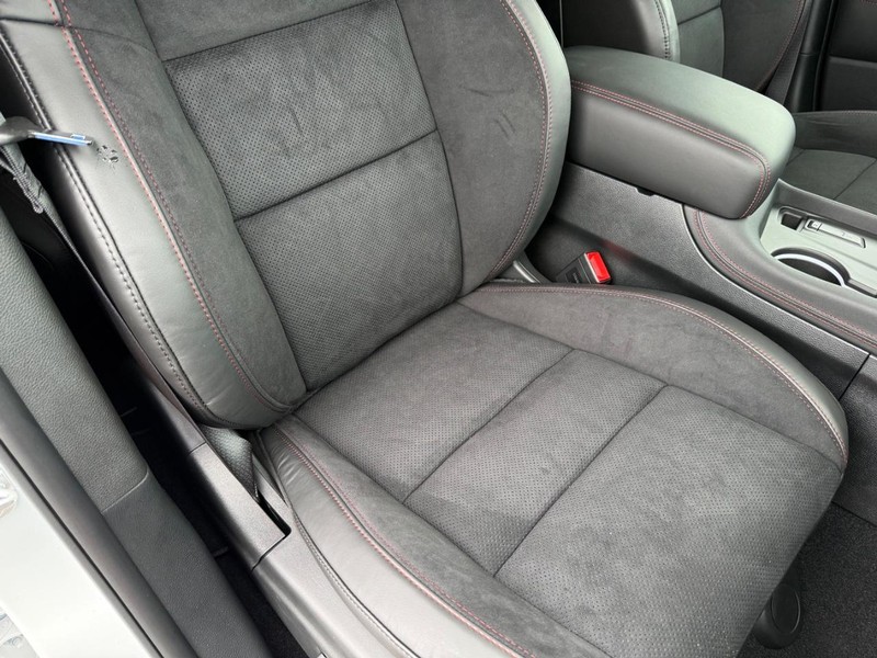 Dodge Durango Vehicle Full-screen Gallery Image 19