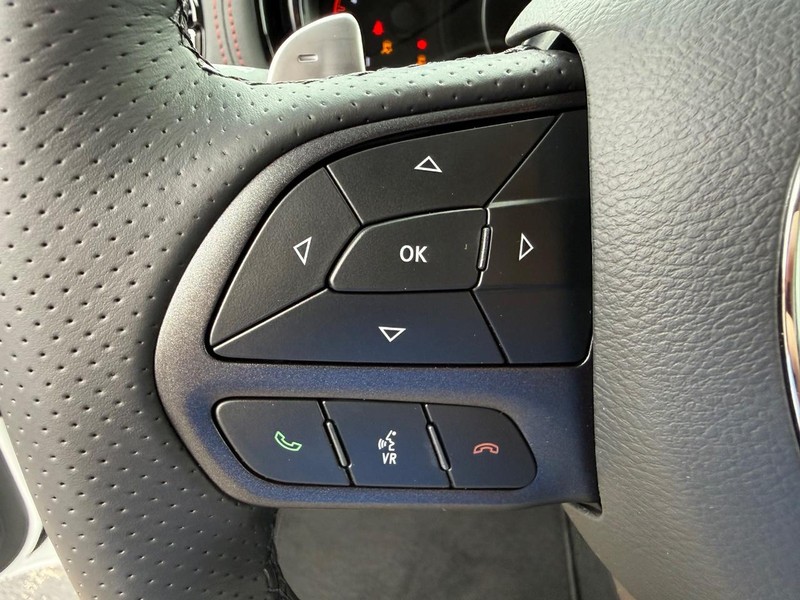 Dodge Durango Vehicle Full-screen Gallery Image 23