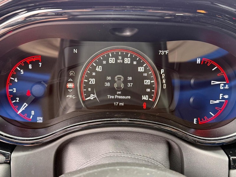Dodge Durango Vehicle Full-screen Gallery Image 33