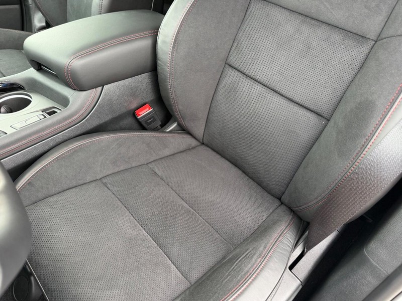 Dodge Durango Vehicle Full-screen Gallery Image 35
