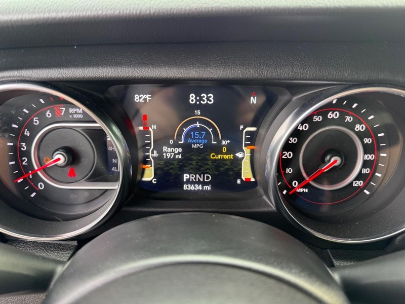 Jeep Gladiator Vehicle Full-screen Gallery Image 29