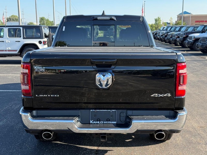 Ram 1500 Vehicle Full-screen Gallery Image 4