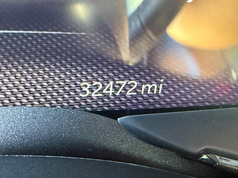 Ram 1500 Vehicle Full-screen Gallery Image 30