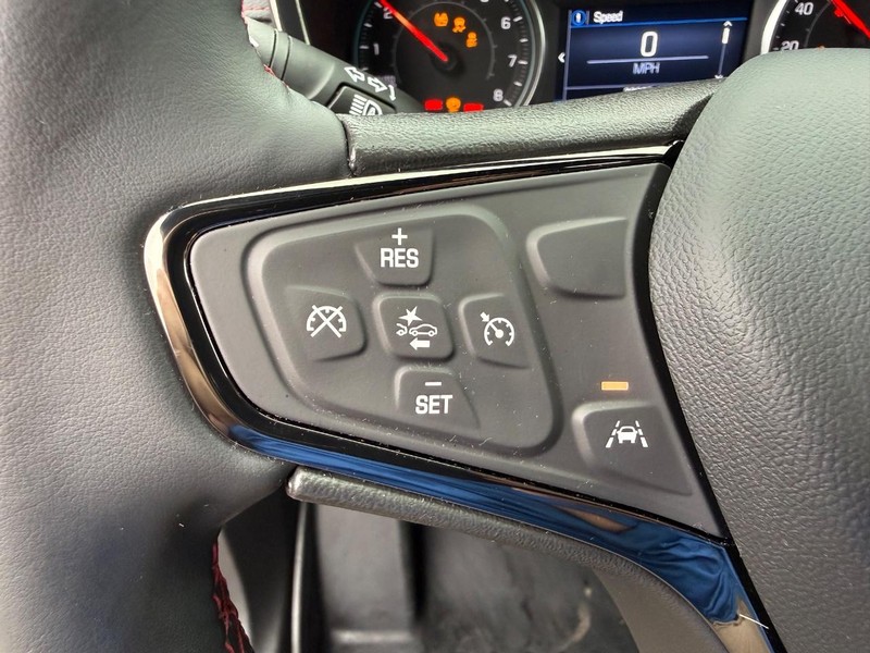 Chevrolet Equinox Vehicle Full-screen Gallery Image 21