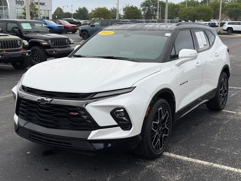 Chevrolet Blazer Vehicle Full-screen Gallery Image 10