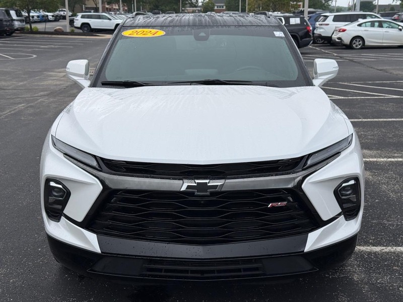 Chevrolet Blazer Vehicle Full-screen Gallery Image 11