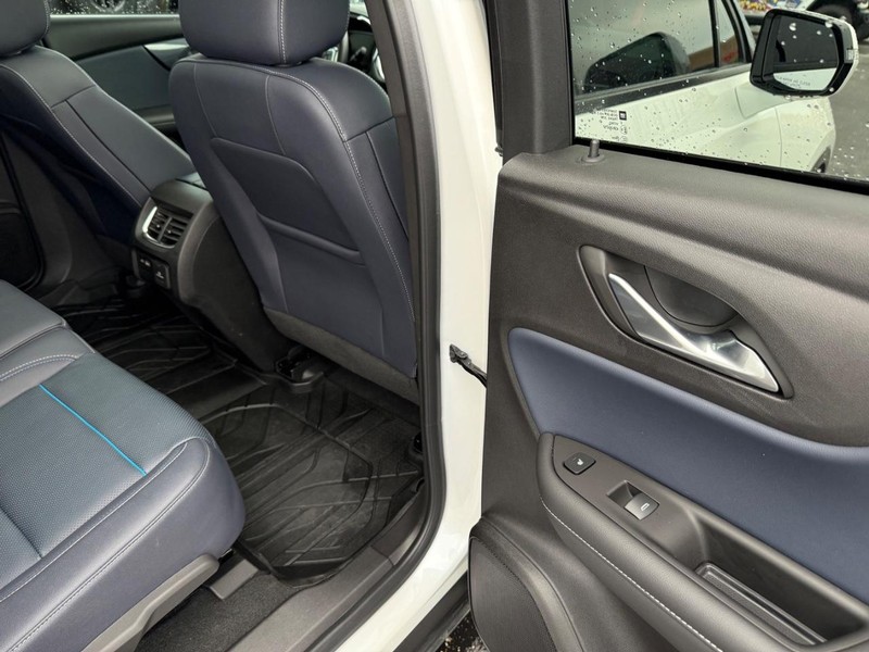 Chevrolet Blazer Vehicle Full-screen Gallery Image 13