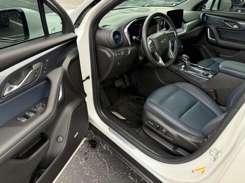 Chevrolet Blazer Vehicle Full-screen Gallery Image 19