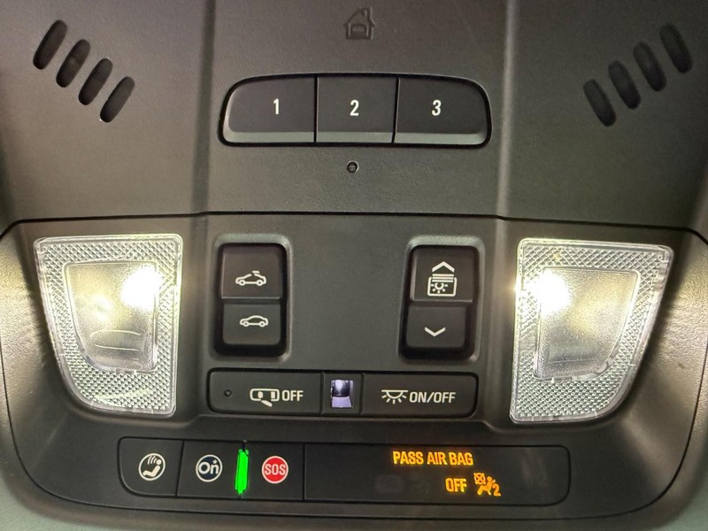 Chevrolet Blazer Vehicle Full-screen Gallery Image 31