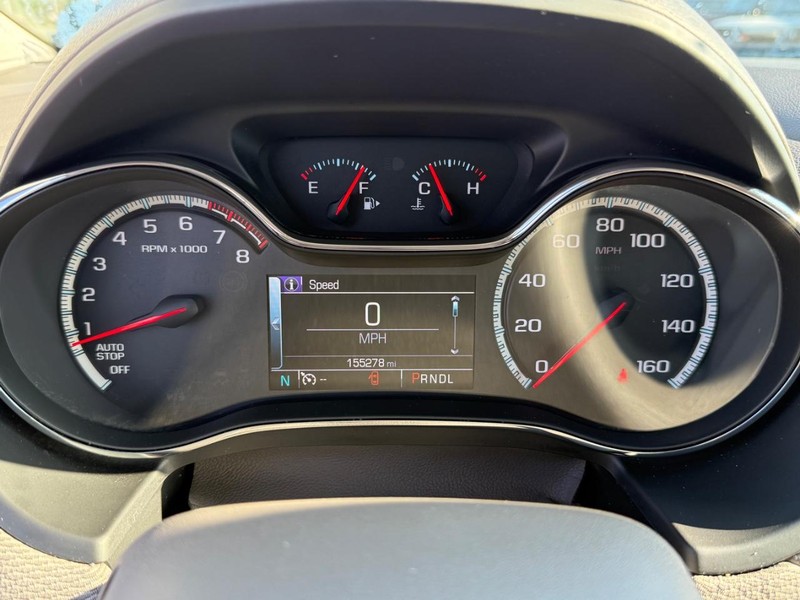 Chevrolet Cruze Vehicle Full-screen Gallery Image 30