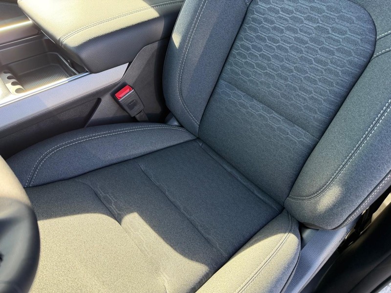Ram 1500 Vehicle Full-screen Gallery Image 29