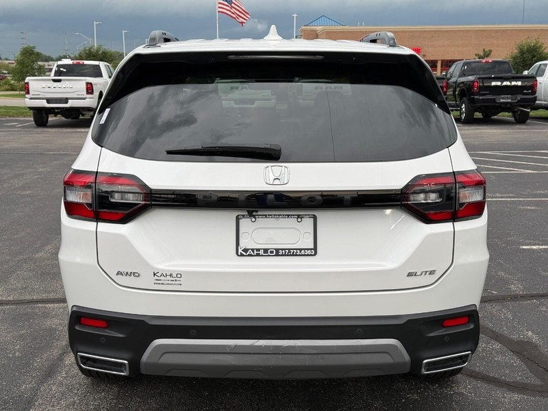 Honda Pilot Vehicle Full-screen Gallery Image 4